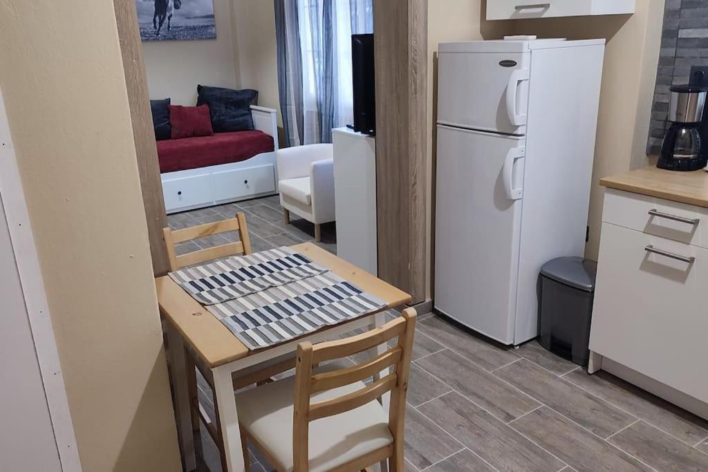 Kostas Appartment Tesalónica Exterior foto